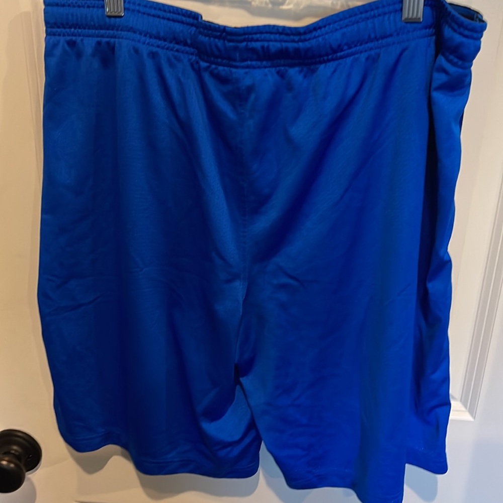 Blue XL Under Armor Shorts - Picture 5 of 5